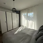 Renovated Apartment In The Zooviertel