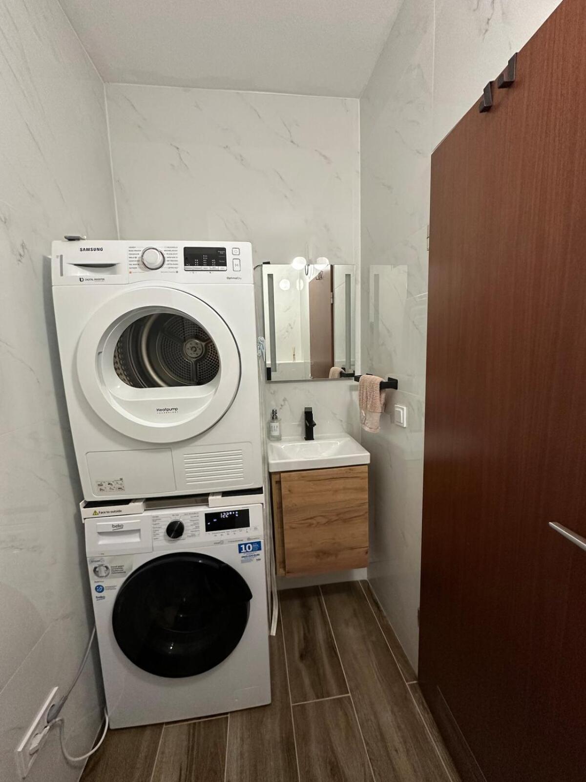 Apartment Renovated In The Zooviertel *